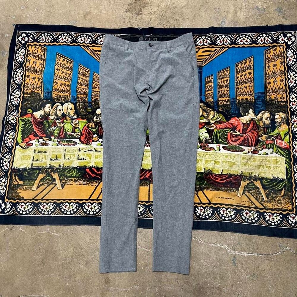 Vuori Aim Pants Grey Men Size 30x31 Technical Stretch Chino Trousers Vuori V431